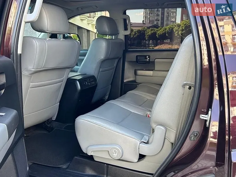 Toyota Sequoia 2012 VIN 5TDBM5G17CS001768 фото оголошення 21 з 79
