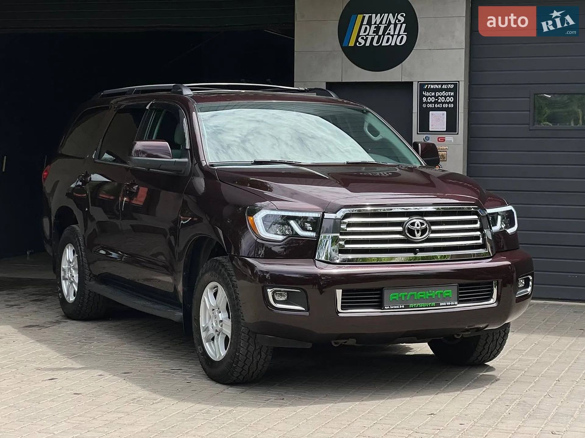 2016 Toyota Sequoia - мініатюра 9
