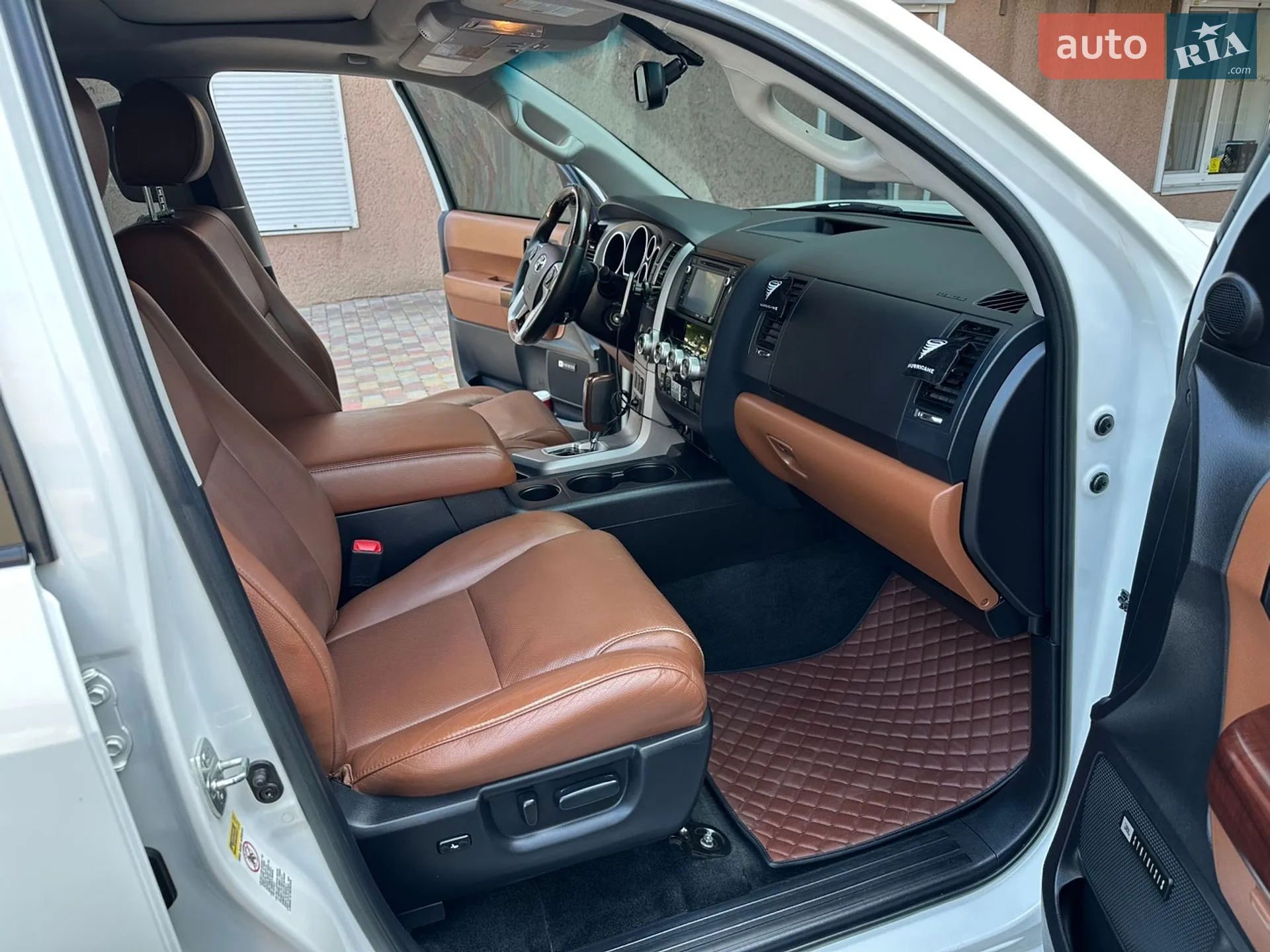 2015 Toyota Sequoia - мініатюра 15