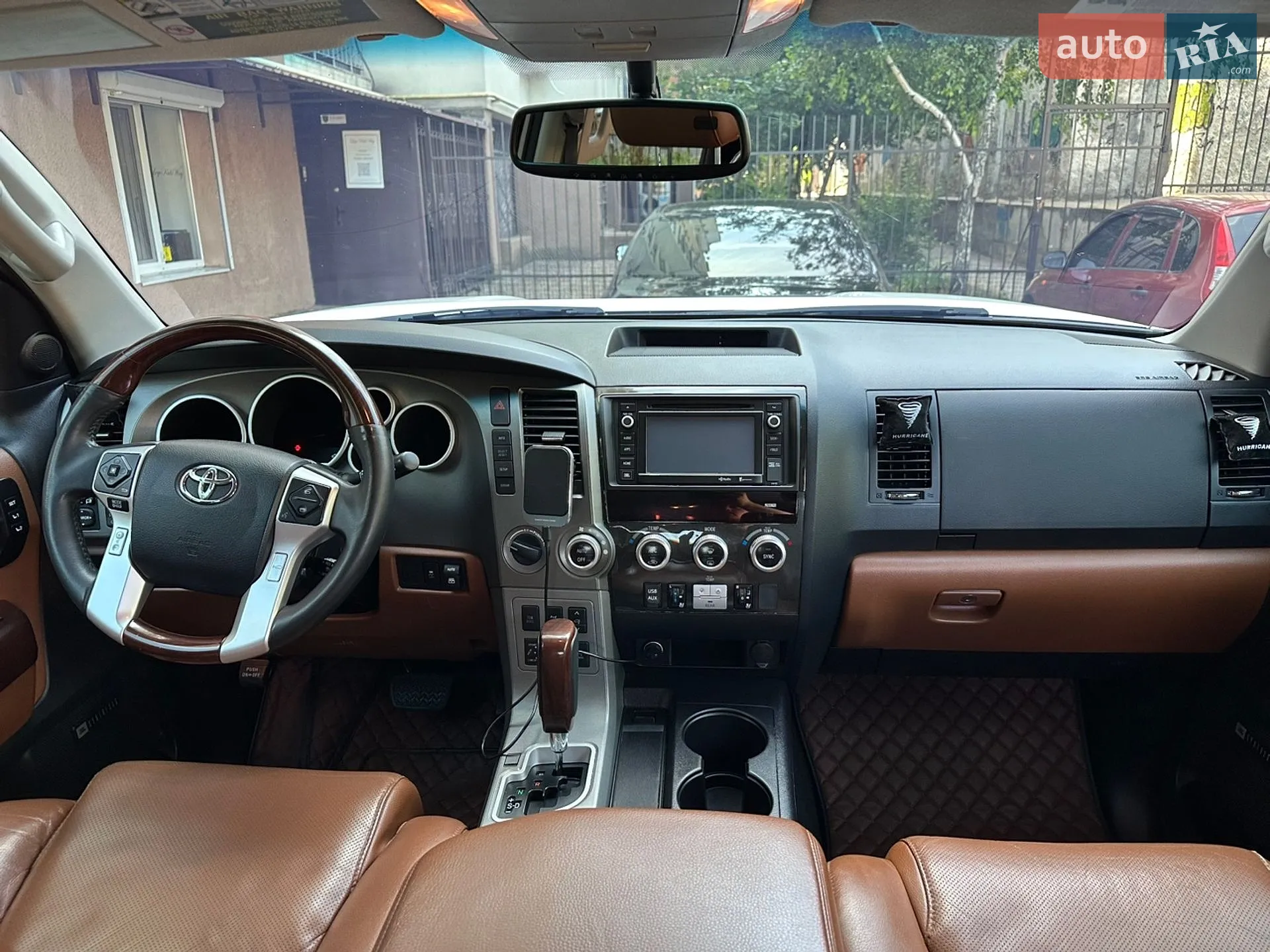2015 Toyota Sequoia - мініатюра 21