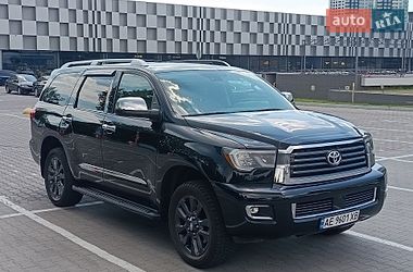 Внедорожник / Кроссовер Toyota Sequoia 2018 в Одессе