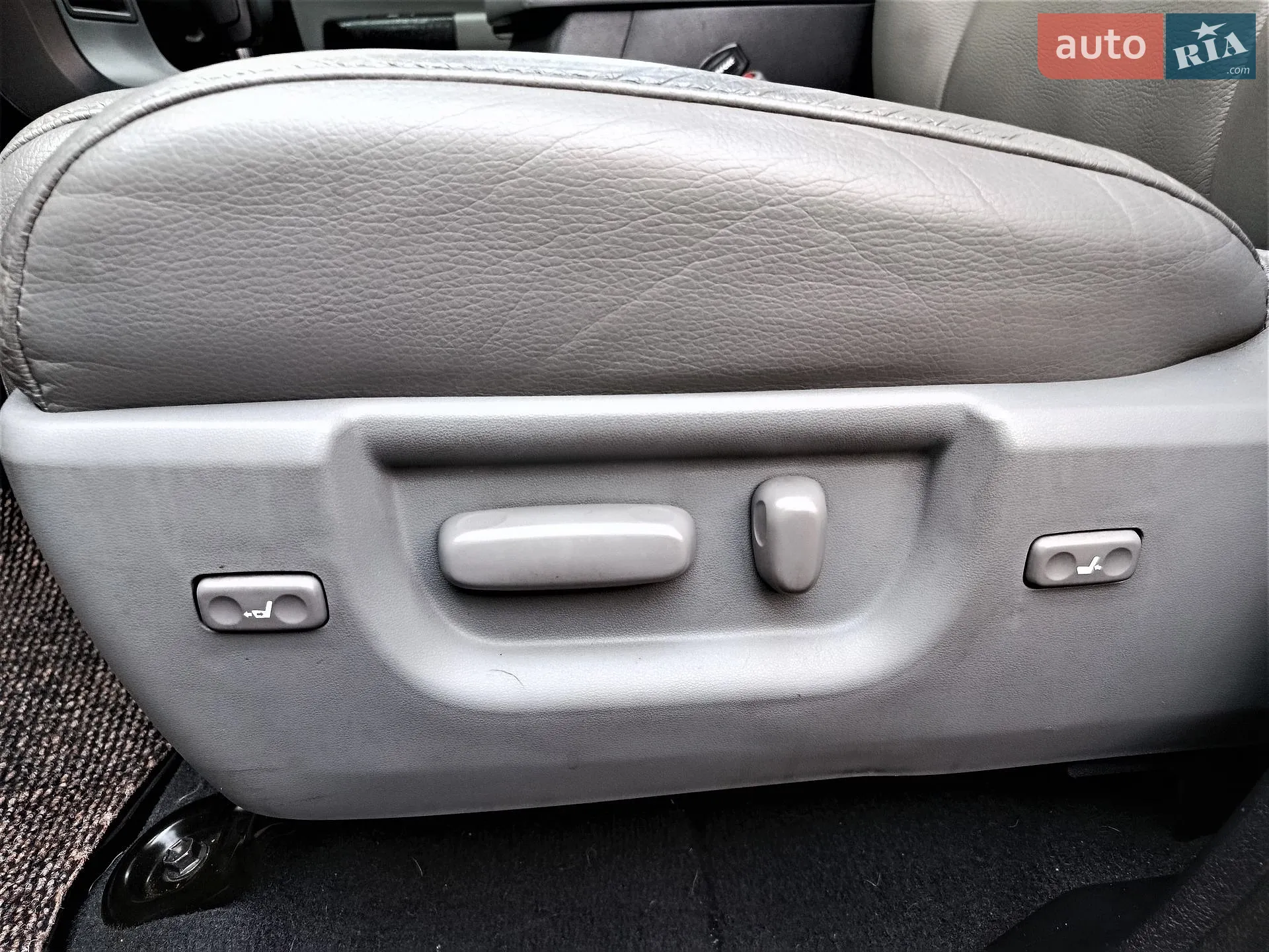 2018 Toyota Sequoia - мініатюра 46