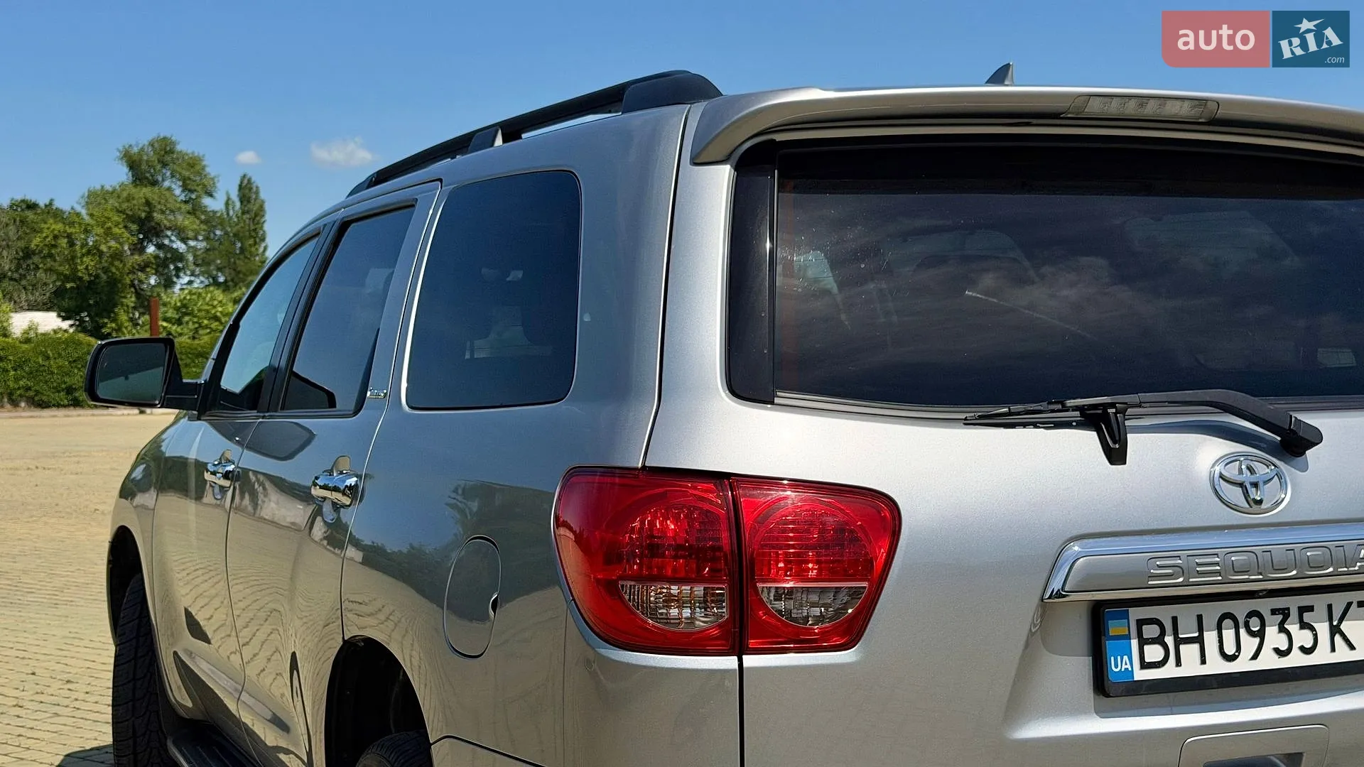 2016 Toyota Sequoia - мініатюра 12
