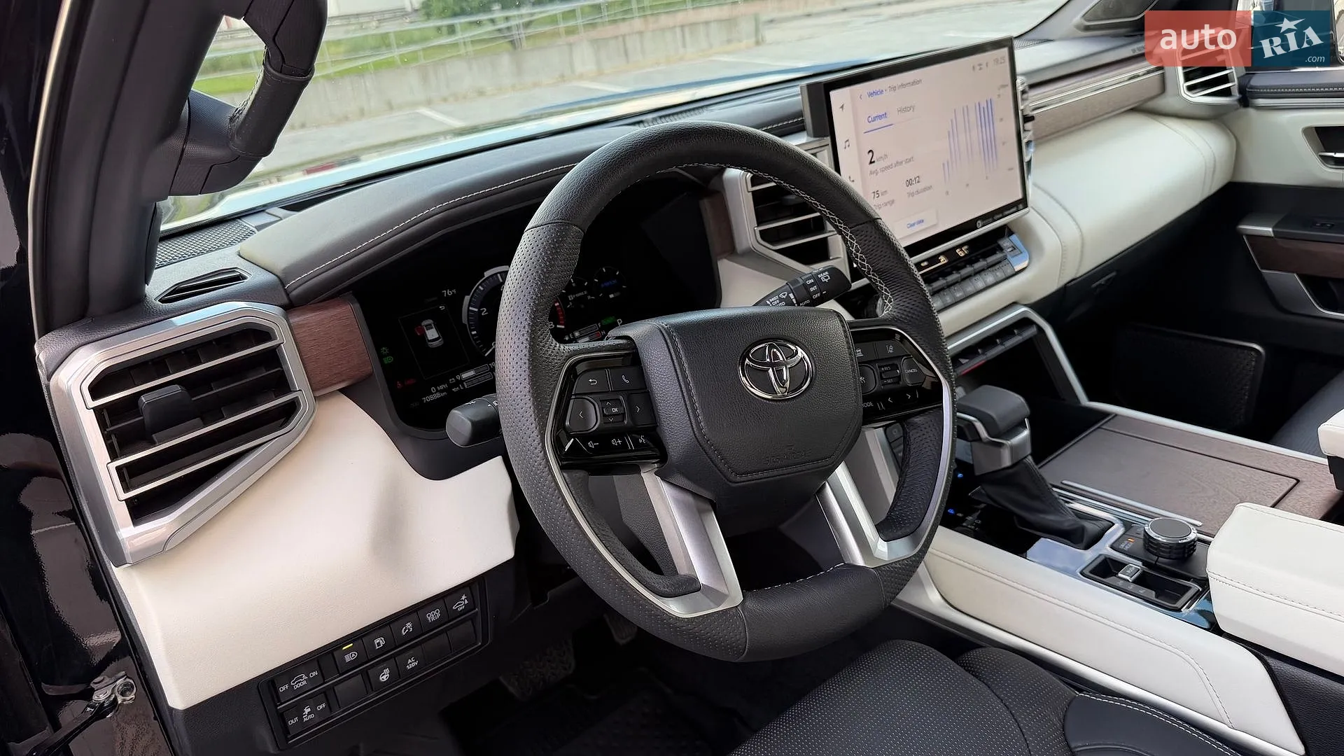 2023 Toyota Sequoia - мініатюра 15