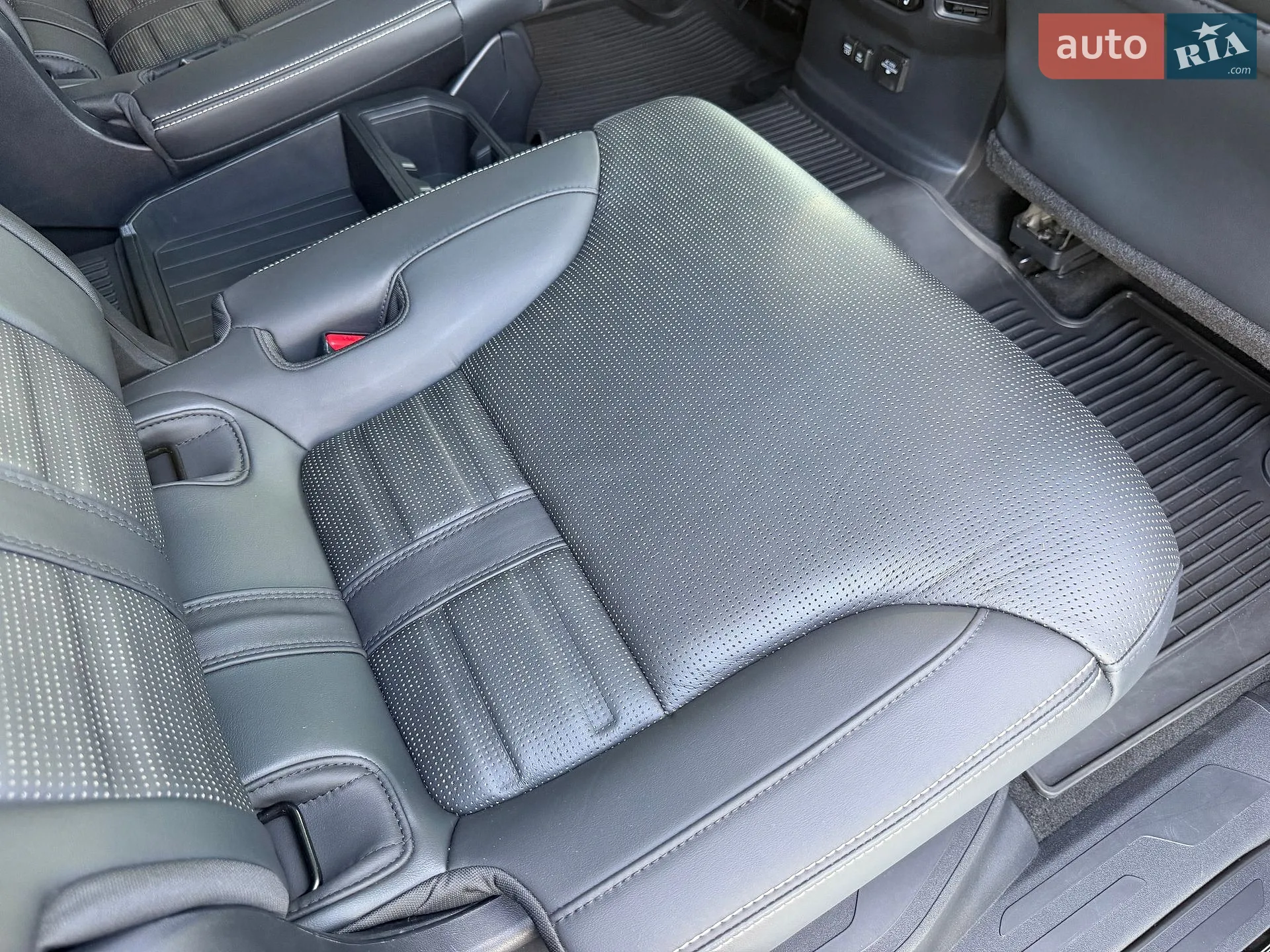 2023 Toyota Sequoia - мініатюра 26