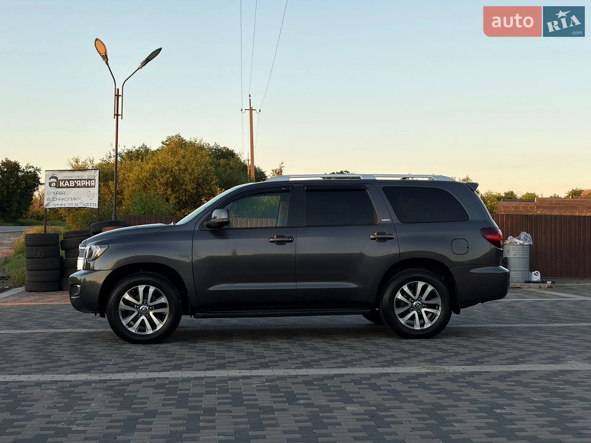 2019 Toyota Sequoia - мініатюра 8