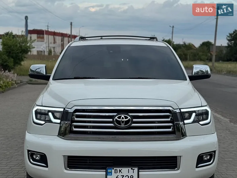 Toyota Sequoia 2018