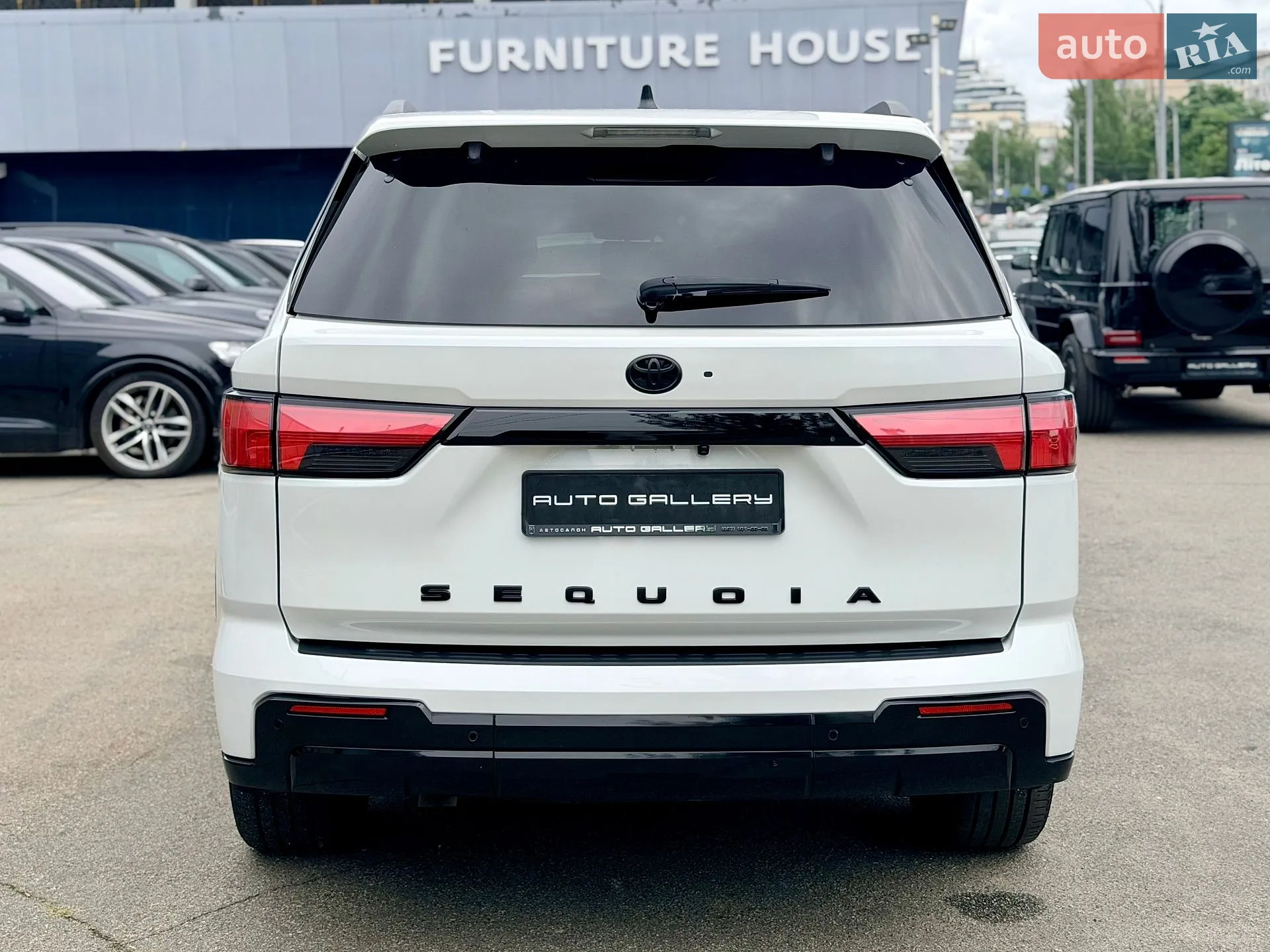2023 Toyota Sequoia - мініатюра 2