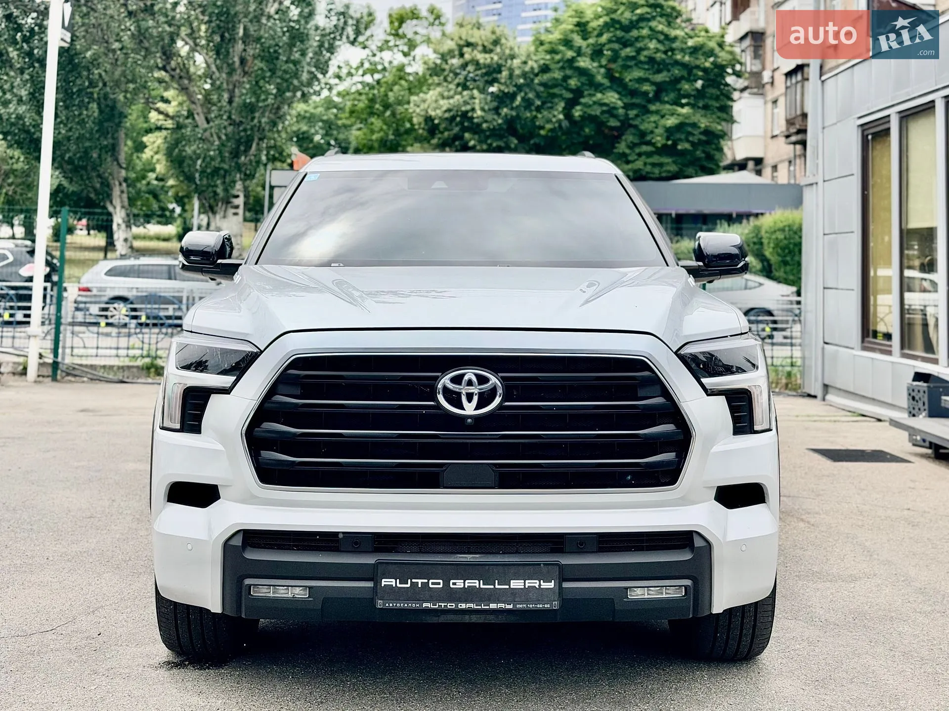 2023 Toyota Sequoia - мініатюра 8