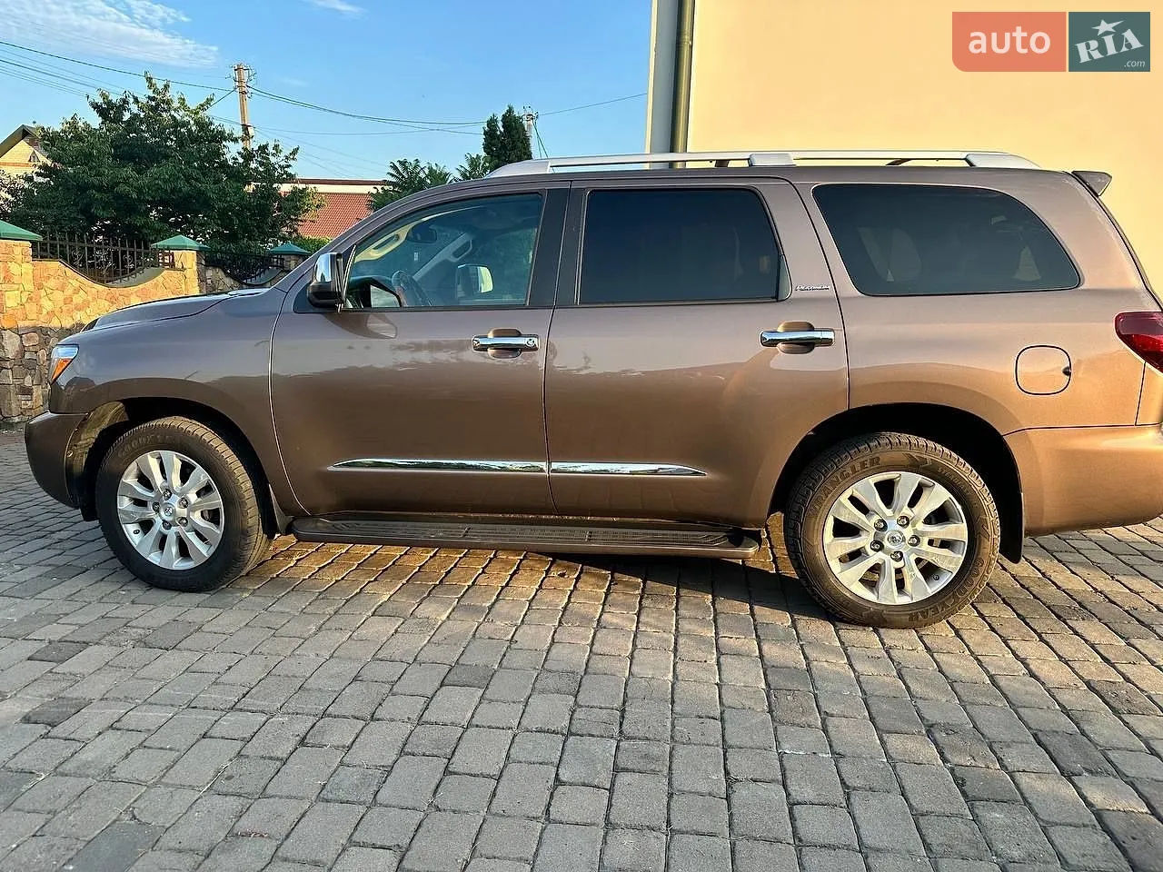 2019 Toyota Sequoia - мініатюра 9