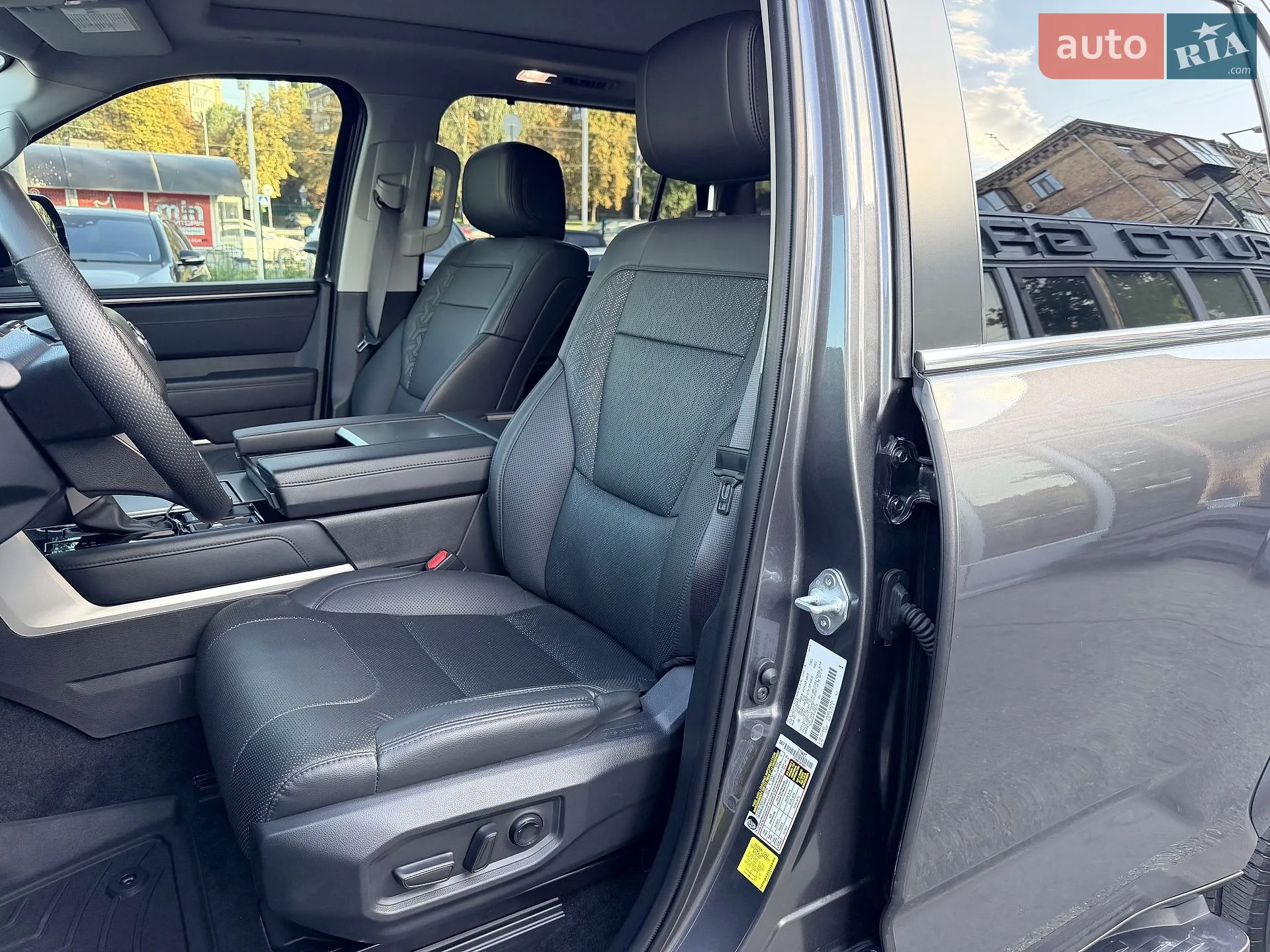 2024 Toyota Sequoia - мініатюра 11