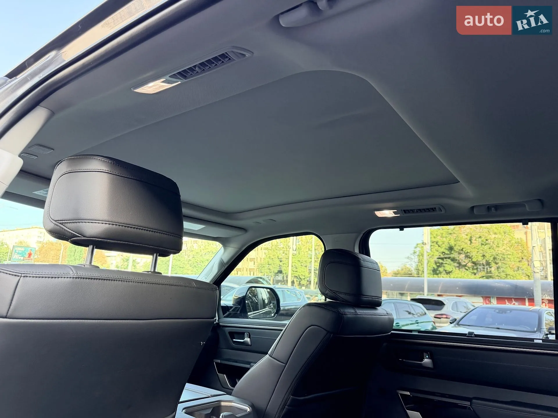 2024 Toyota Sequoia - мініатюра 25