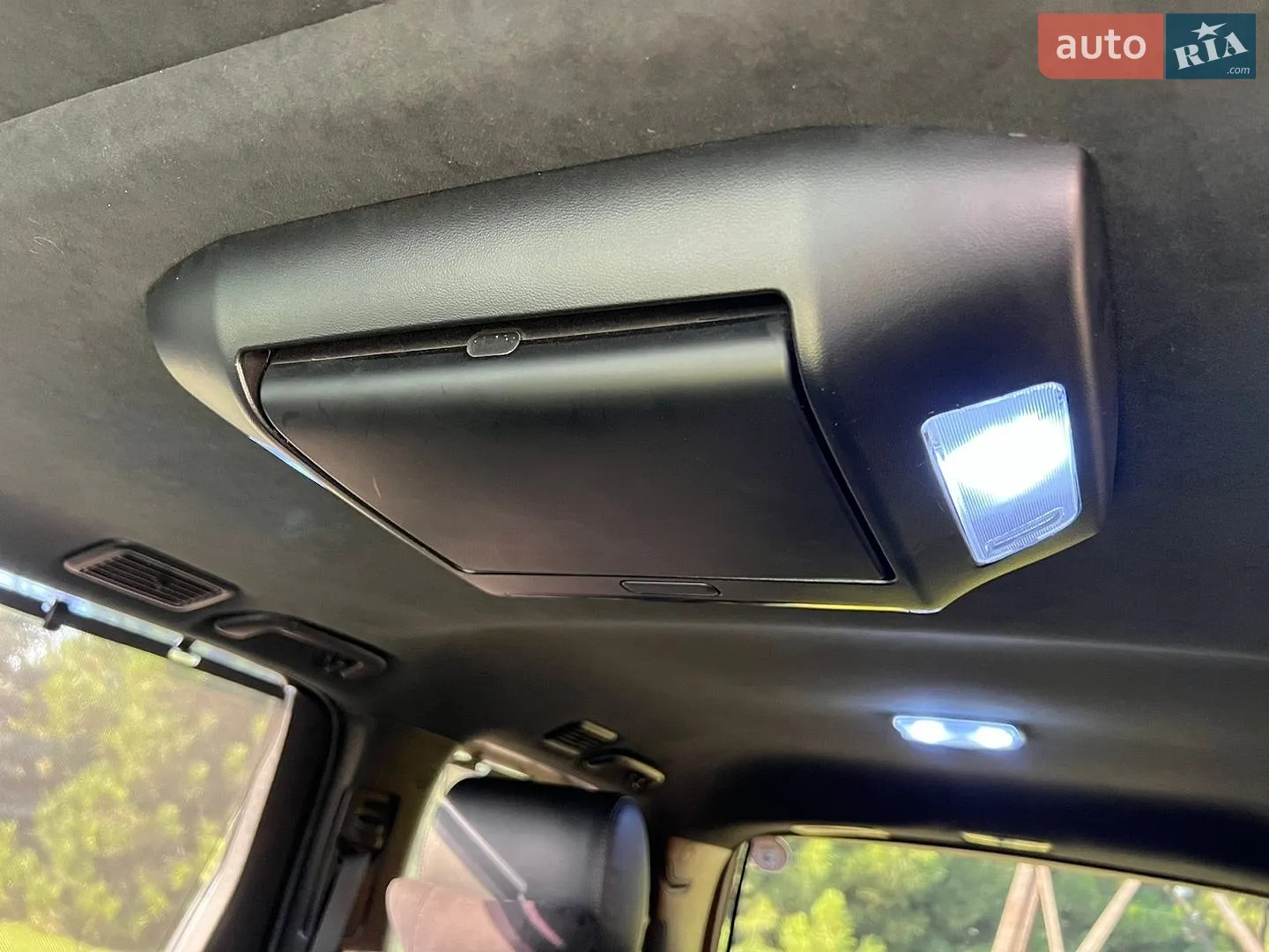 2014 Toyota Sequoia - мініатюра 29
