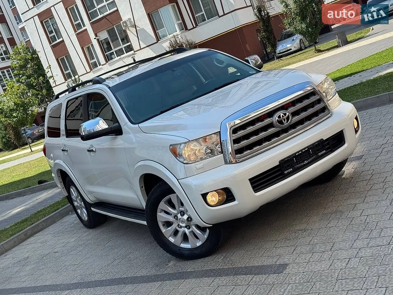 2013 Toyota Sequoia - мініатюра 12