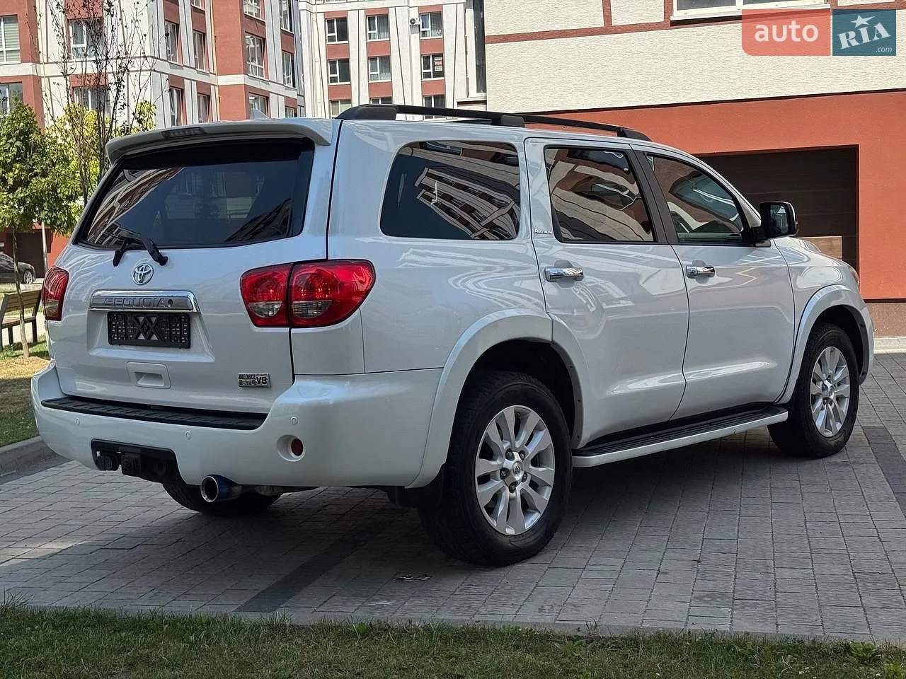 2013 Toyota Sequoia - мініатюра 21