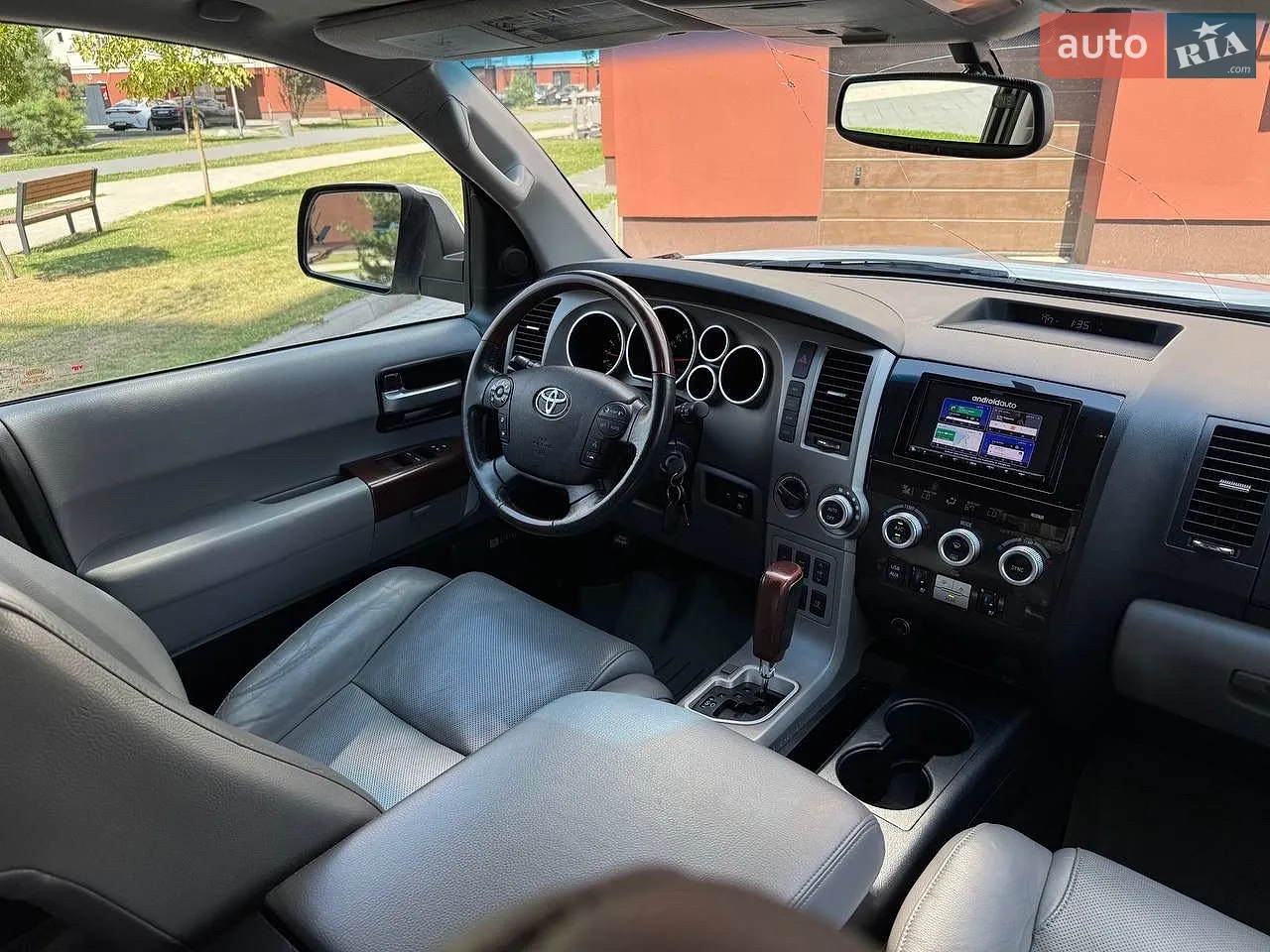 2013 Toyota Sequoia - мініатюра 57