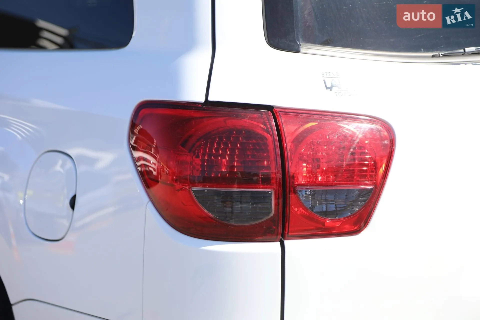2016 Toyota Sequoia - мініатюра 11