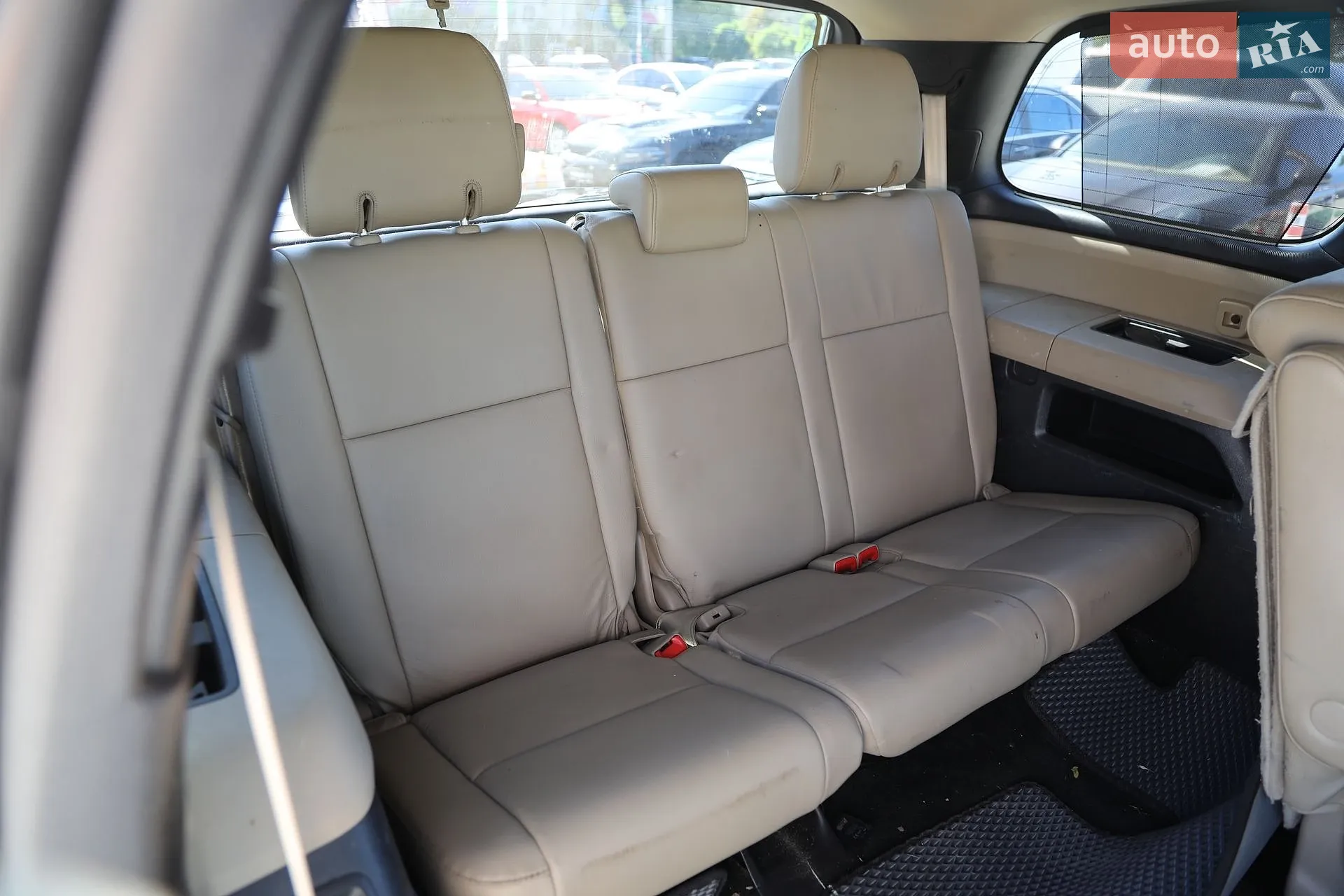 2016 Toyota Sequoia - мініатюра 15