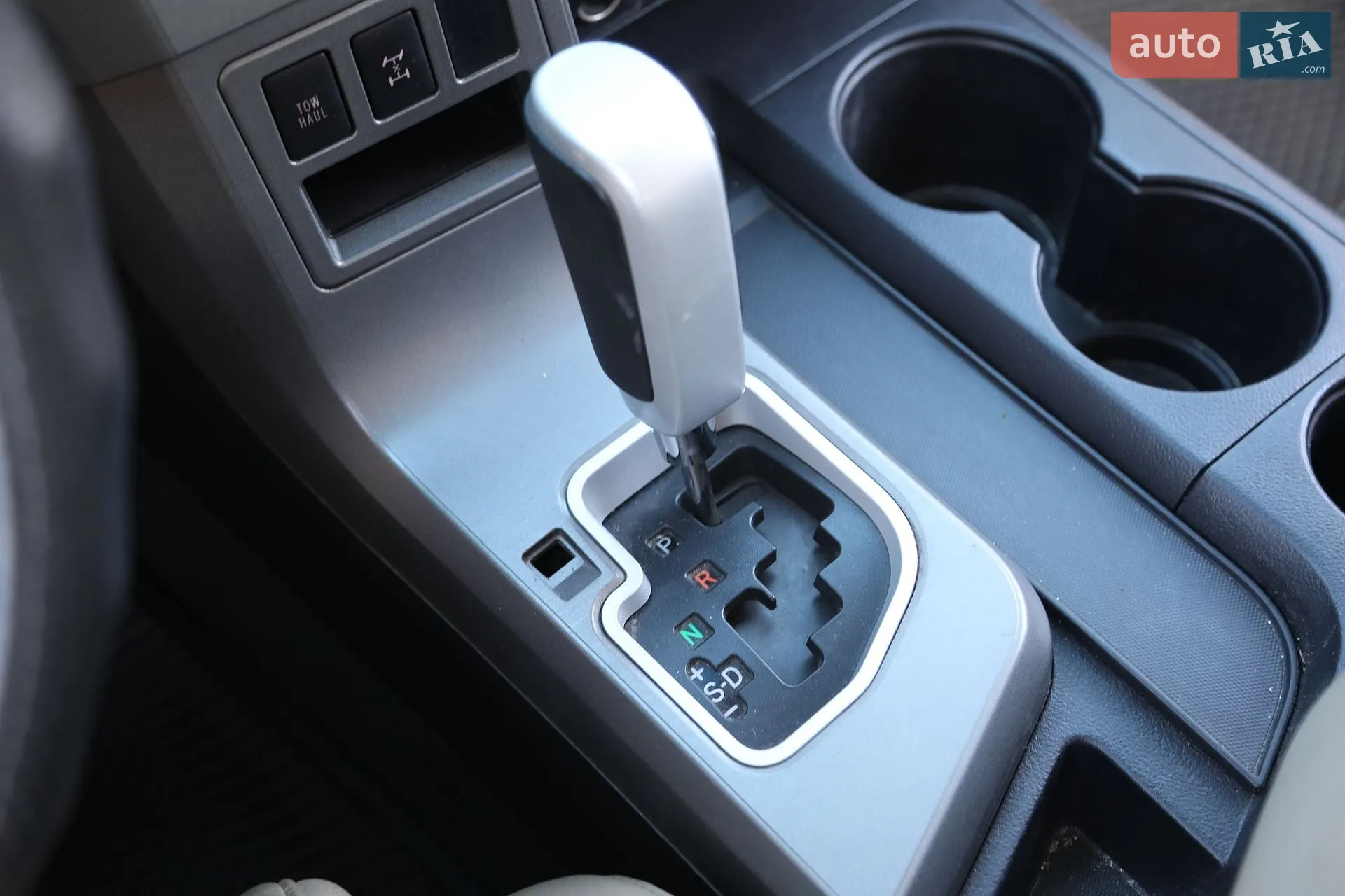 2016 Toyota Sequoia - мініатюра 25