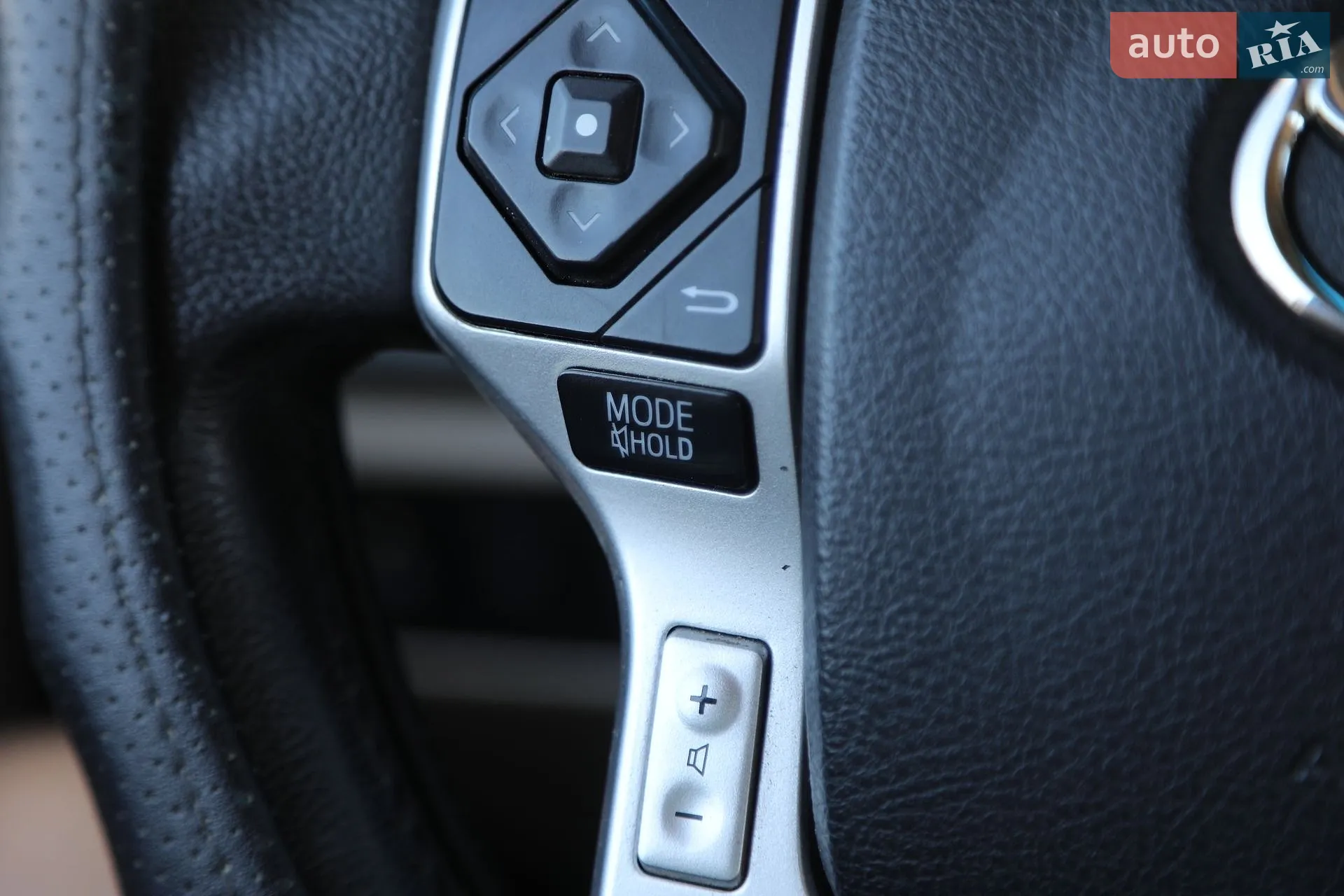2016 Toyota Sequoia - мініатюра 32