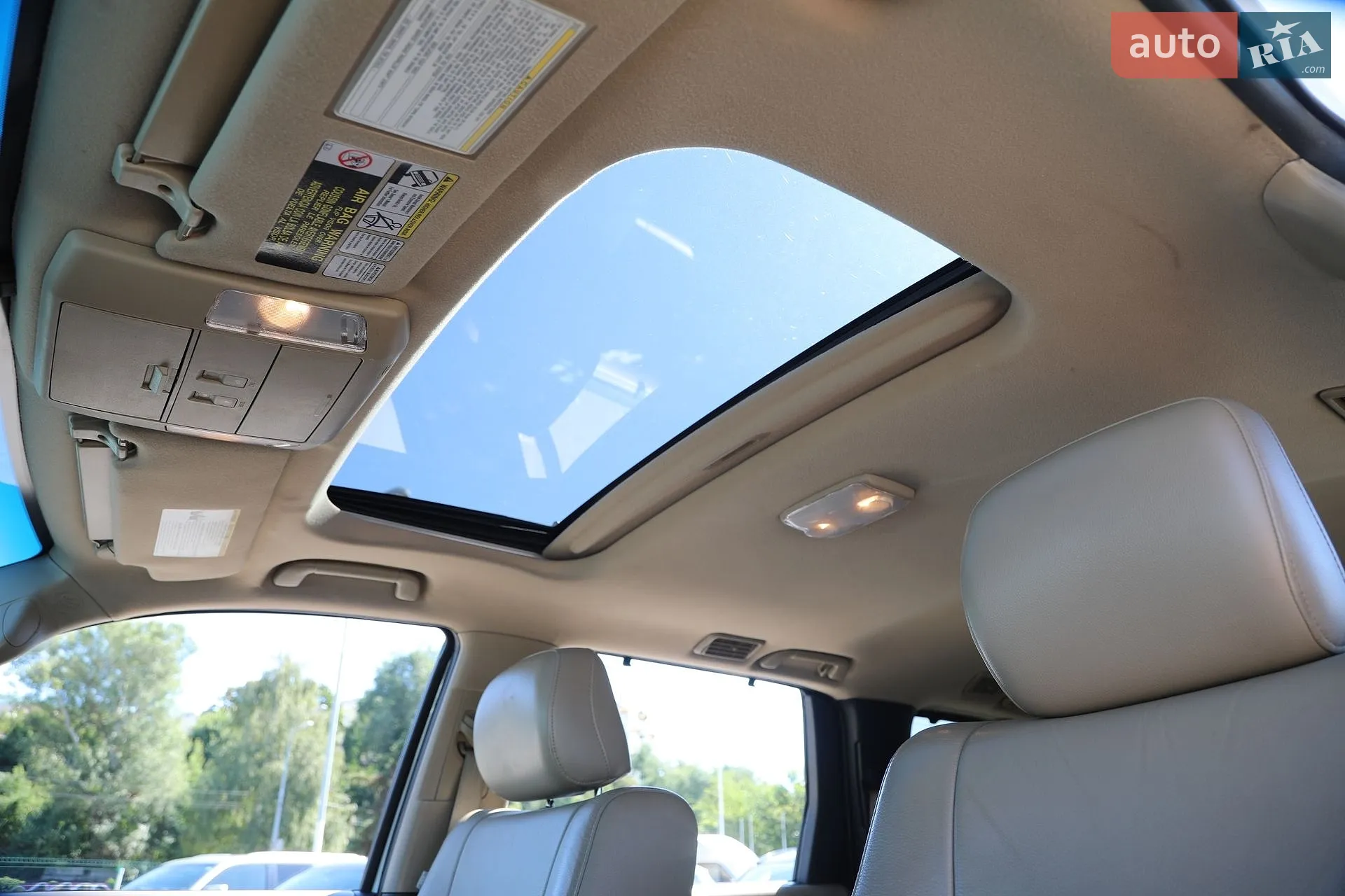 2016 Toyota Sequoia - мініатюра 45