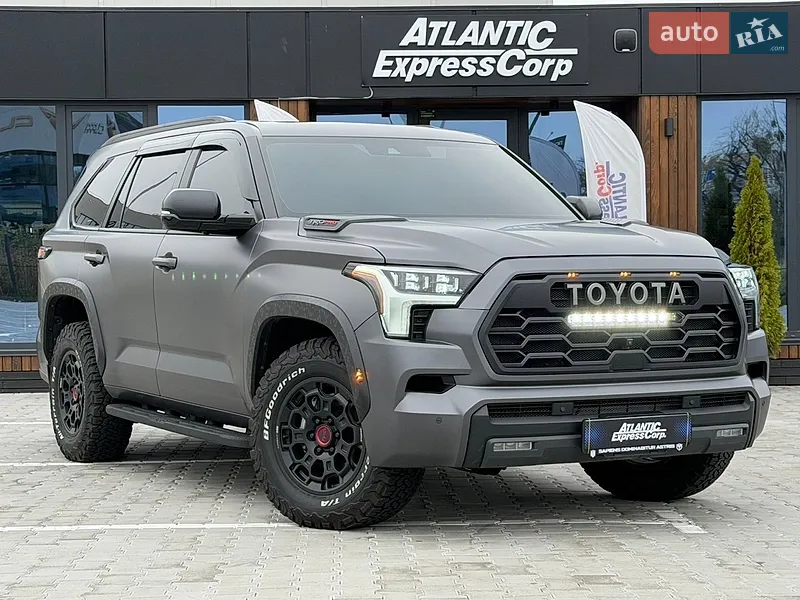 Toyota Sequoia