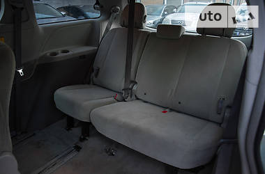 Мінівен Toyota Sienna 2012 в Києві