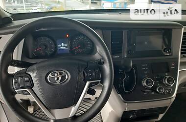 Минивэн Toyota Sienna 2016 в Харькове