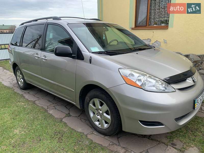 Toyota Sienna 2006