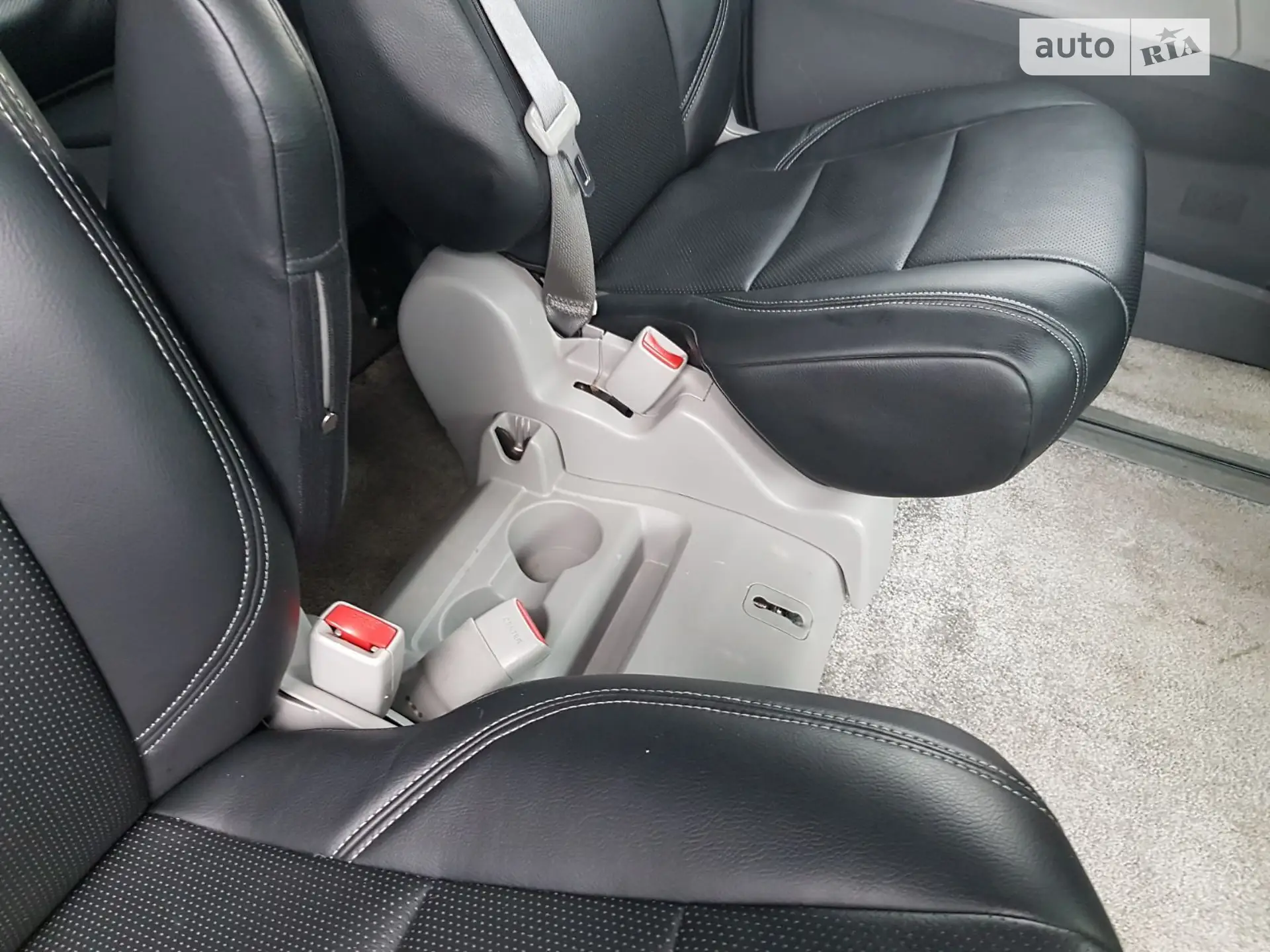 2015 Toyota Sienna - мініатюра 24
