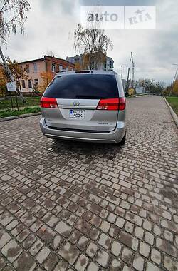 Минивэн Toyota Sienna 2003 в Червонограде