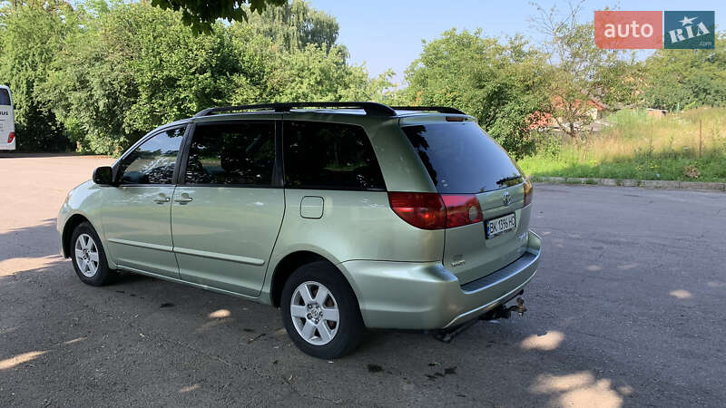 Минивэн Toyota Sienna 2007 в Ровно