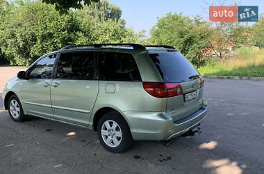 Минивэн Toyota Sienna 2007 в Ровно