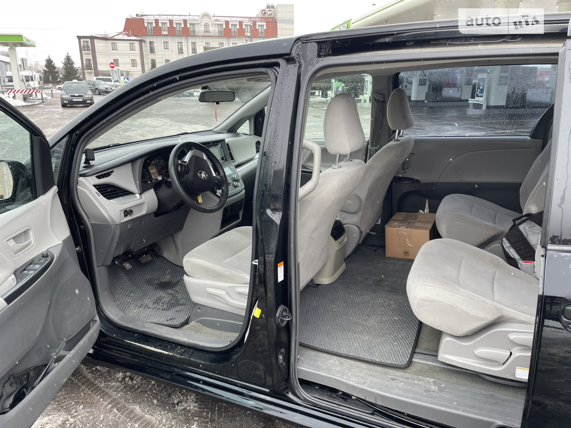 2016 Toyota Sienna - мініатюра 6