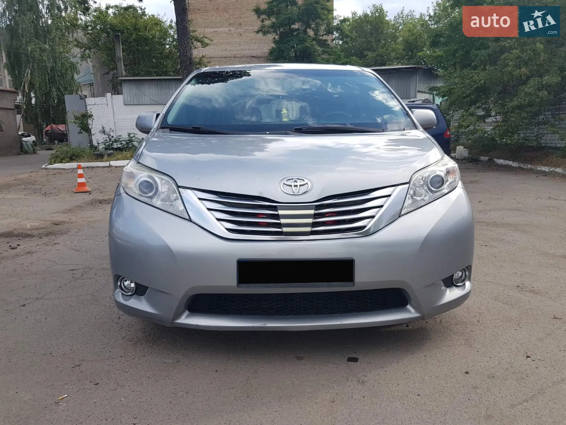 2015 Toyota Sienna - мініатюра 9