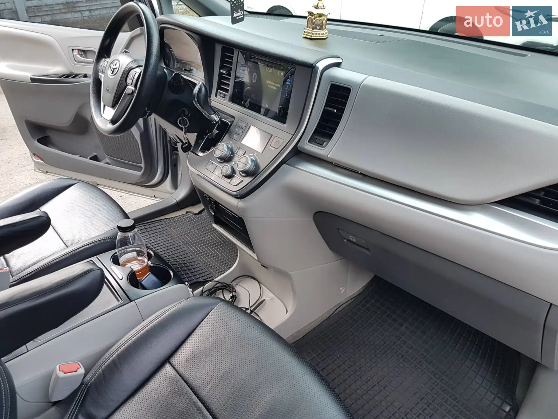 2015 Toyota Sienna - мініатюра 35