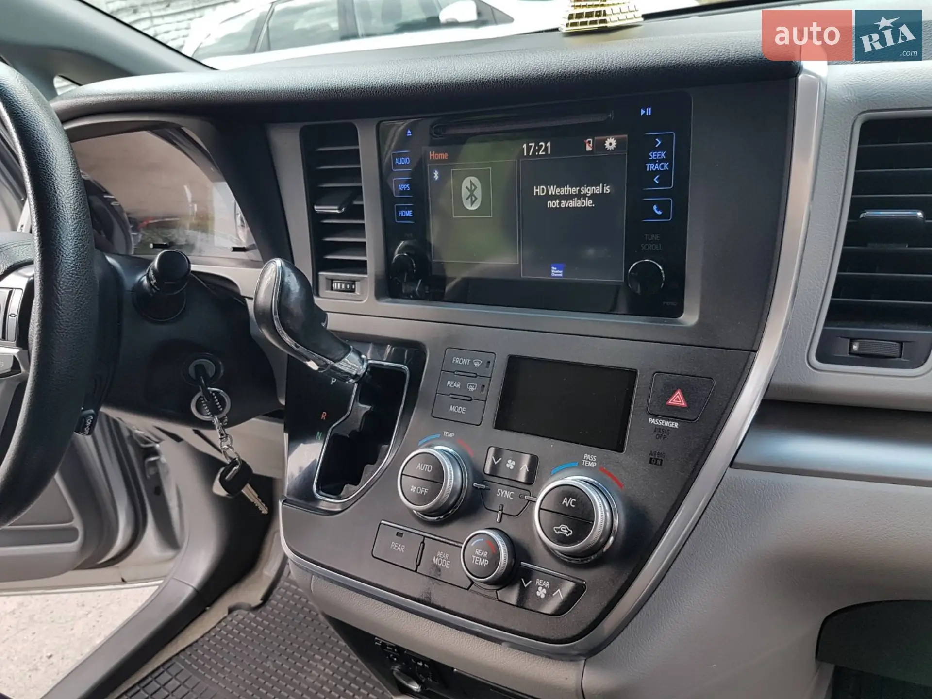 2015 Toyota Sienna - мініатюра 38