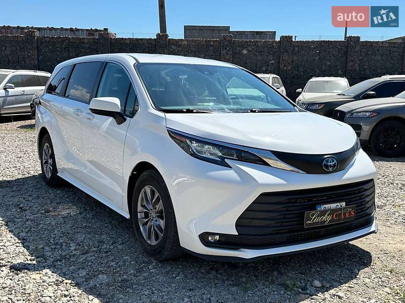 Минивэн Toyota Sienna 2021 в Одессе фото 5 Минивэн Toyota Sienna 2021 в Одессе