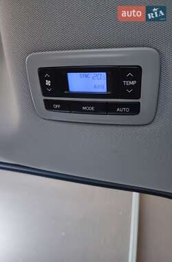 Минивэн Toyota Sienna 2019 в 