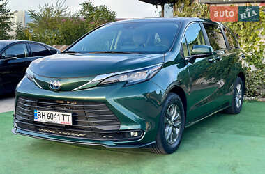 Минивэн Toyota Sienna 2021 в Одессе