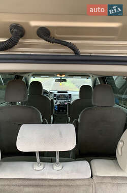 Мінівен Toyota Sienna 2014 в 