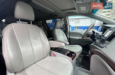 Минивэн Toyota Sienna 2012 в Одессе