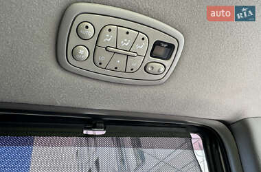 Минивэн Toyota Sienna 2006 в 
