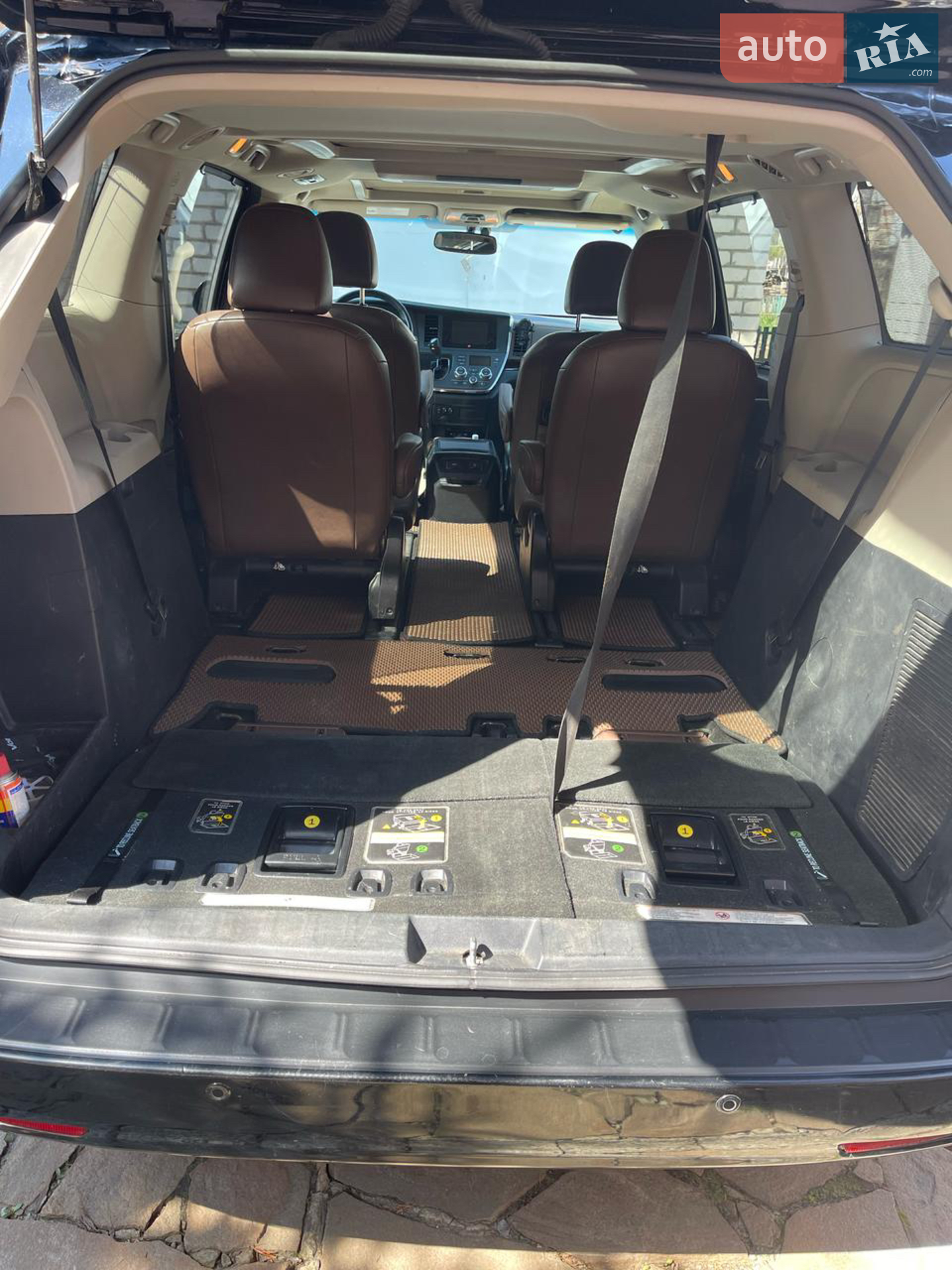 2017 Toyota Sienna - мініатюра 9