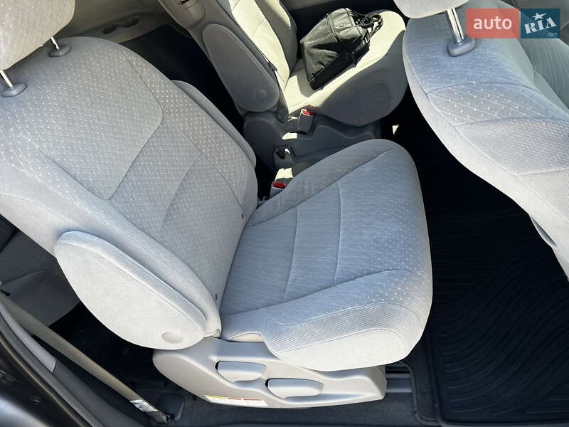 Мінівен Toyota Sienna 2018 в Луцьку