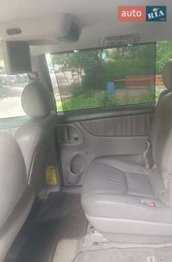 Минивэн Toyota Sienna 2007 в 