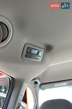 Минивэн Toyota Sienna 2015 в 
