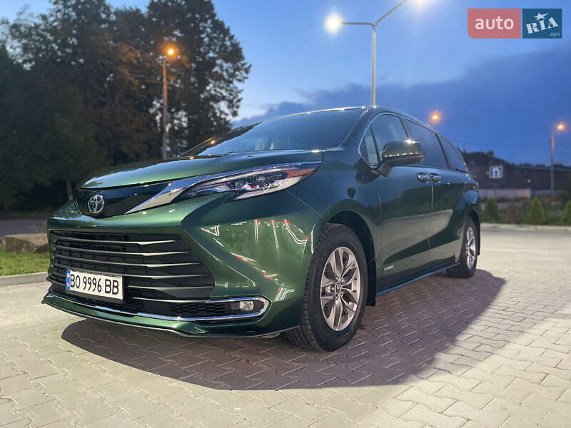 Минивэн Toyota Sienna 2021 в Тернополе
