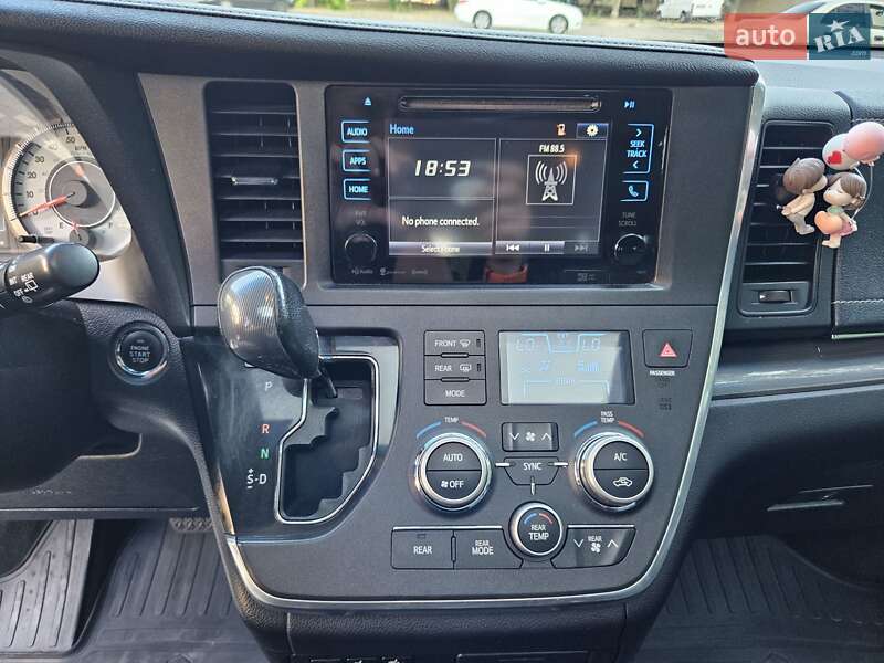 Минивэн Toyota Sienna 2016 в Одессе фото 32 Минивэн Toyota Sienna 2016 в Одессе