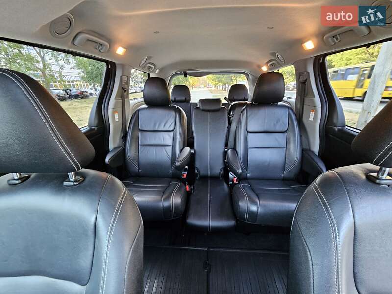 Минивэн Toyota Sienna 2016 в Одессе фото 50 Минивэн Toyota Sienna 2016 в Одессе